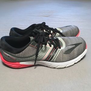 Women’s Brooks Pure Flow 6